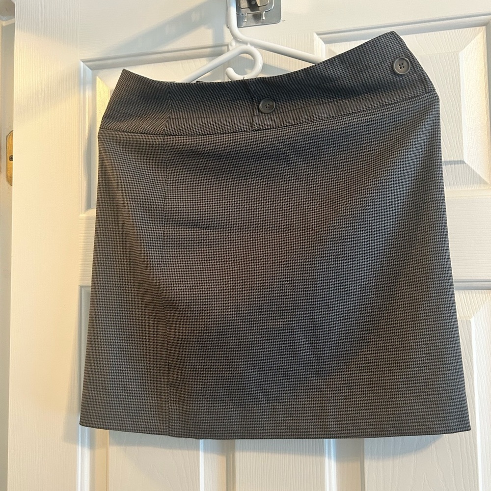 Ann Taylor Loft zippered mini skirt size 2 grey tweed